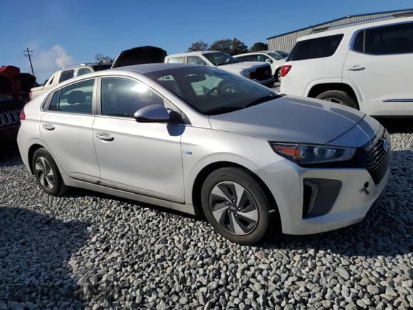 ✅ 2017 Hyundai Ioniq SEL • VIN: KMHC75LC0HU045774 • Lot: 83817094. Wystawiony na Copart z przebiegiem 103 752 mil. Bezpłatny archiwum sprzedaży aukcyjnych z USA i szczegółowy raport historii pojazdu na DreamBid. Zdjęcie 4.