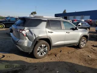 ✅ 2025 Chevrolet Equinox FWD LT • VIN: 3GNAXHEG3SL109571 • Lot: 49076375. Wystawiony na Copart z przebiegiem 3 526 mil. Bezpłatny archiwum sprzedaży aukcyjnych z USA i szczegółowy raport historii pojazdu na DreamBid. Zdjęcie 3.