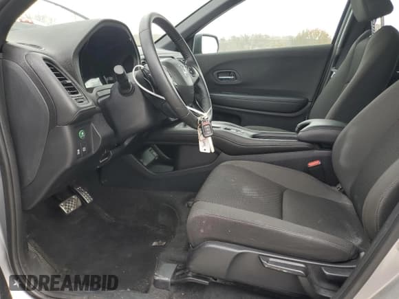 ✅ 2022 Honda HR-V Sport • VIN: 3CZRU5H16NM717099 • Lot: 91673605. Wystawiony na Copart z przebiegiem 19 421 mil. Bezpłatny archiwum sprzedaży aukcyjnych z USA i szczegółowy raport historii pojazdu na DreamBid. Zdjęcie 7.