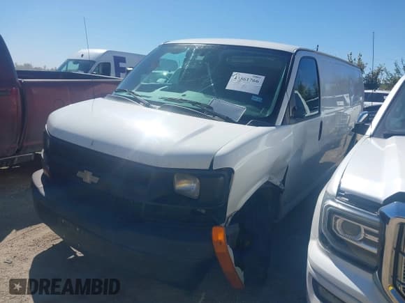 ✅ 2016 Chevrolet Express Cargo • VIN: 1GCZGHFG6G1312057 • Лот: 43561766. Опубликован ранее на IAAI с пробегом 258 821 миль. Бесплатный доступ к архиву аукционных продаж из США и подробный отчёт об истории автомобиля на DreamBid. Изображение 2.