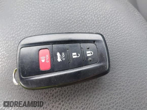 ✅ 2022 Toyota Camry Hybrid SE • VIN: 4T1S31AK6NU590657 • Lot: 43740095. Listed on IAAI with 50,535 mi. Free auction sales archive from the USA and detailed vehicle history report at DreamBid. Image 11.