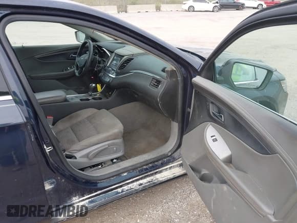 ✅ 2016 Chevrolet Impala LS • VIN: 1G11Z5SA8GU163441 • Lot: 43127886. Listed on IAAI with 196,204 mi. Free auction sales archive from the USA and detailed vehicle history report at DreamBid. Image 5.