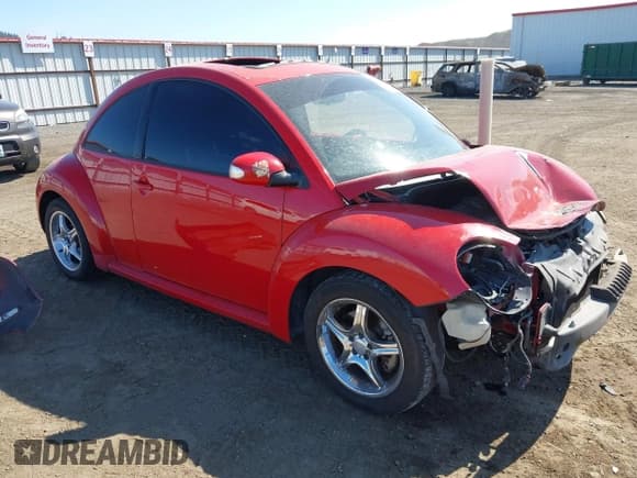 ✅ 2006 Volkswagen Beetle • VIN: 3VWRW31CX6M414535 • Lot: 42471219. Listed on IAAI with 191,408 mi. Free auction sales archive from the USA and detailed vehicle history report at DreamBid. Image 1.