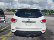 ✅ 2015 Nissan Pathfinder S • VIN: 5N1AR2MN0FC621947 • Lot: 42370234. Listed on IAAI with 109,510 mi. Free auction sales archive from the USA and detailed vehicle history report at DreamBid. Image 17.