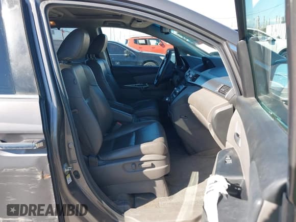 ✅ 2012 Honda Odyssey Touring • VIN: 5FNRL5H94CB106763 • Лот: 43309470. Опубликован ранее на IAAI с пробегом 154 794 миль. Бесплатный доступ к архиву аукционных продаж из США и подробный отчёт об истории автомобиля на DreamBid. Изображение 5.