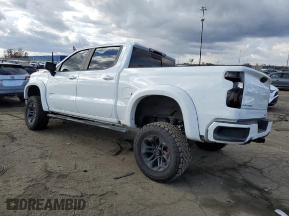 ✅ 2020 Chevrolet Silverado 1500 RST • VIN: 1GCUYEED1LZ102104 • Lot: 91780245. Listed on Copart with 84,975 mi. Free auction sales archive from the USA and detailed vehicle history report at DreamBid. Image 2.