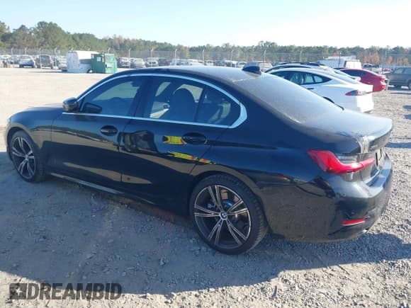 ✅ 2020 BMW 3 Series 330i xDrive • VIN: 3MW5R7J06L8B34344 • Lot: 43742958. Wystawiony na IAAI z przebiegiem 97 466 mil. Bezpłatny archiwum sprzedaży aukcyjnych z USA i szczegółowy raport historii pojazdu na DreamBid. Zdjęcie 14.