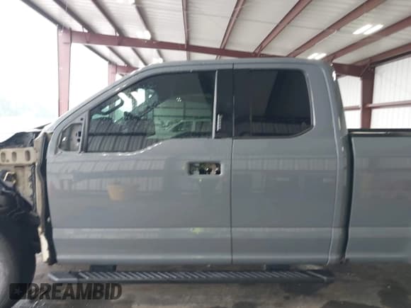 ✅ 2020 Ford F-150 XL • VIN: 1FTEX1EP4LKD30634 • Lot: 42385201. Listed on IAAI with 82,172 mi. Free auction sales archive from the USA and detailed vehicle history report at DreamBid. Image 15.