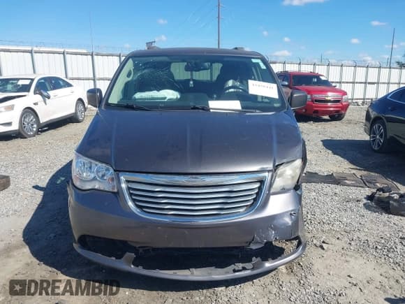 ✅ 2016 Chrysler Town & Country Touring • VIN: 2C4RC1BG8GR279888 • Лот: 43458441. Опубликован ранее на IAAI с пробегом 120 751 миль. Бесплатный доступ к архиву аукционных продаж из США и подробный отчёт об истории автомобиля на DreamBid. Изображение 12.