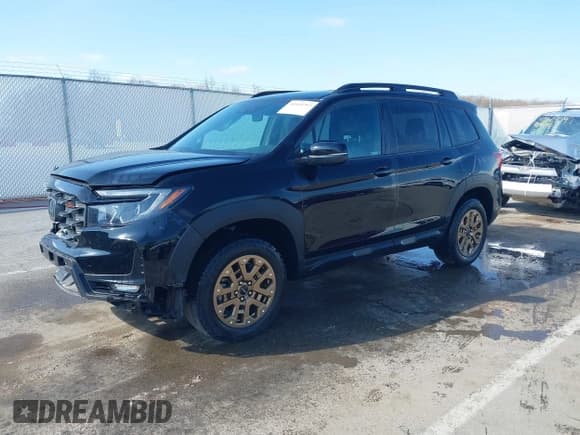 ✅ 2022 Honda Passport TrailSport • VIN: 5FNYF8H63NB015562 • Лот: 41914797. Опубликован ранее на IAAI с пробегом 58 084 миль. Бесплатный доступ к архиву аукционных продаж из США и подробный отчёт об истории автомобиля на DreamBid. Изображение 18.