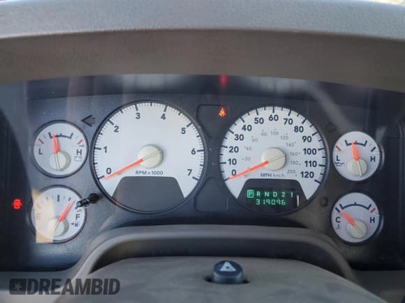 ✅ 2006 Dodge 2500 Laramie • VIN: 1D7KS28D66J113286 • Лот: 77728854. Опубликован ранее на Copart с пробегом 319 096 миль. Бесплатный доступ к архиву аукционных продаж из США и подробный отчёт об истории автомобиля на DreamBid. Изображение 9.