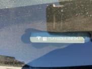 ✅ 2022 Tesla Model Y Long Range • VIN: 7SAYGDEE3NF543705 • Lot: 50244955. Wystawiony na Copart z przebiegiem 59 063 mil. Bezpłatny archiwum sprzedaży aukcyjnych z USA i szczegółowy raport historii pojazdu na DreamBid. Zdjęcie 12.