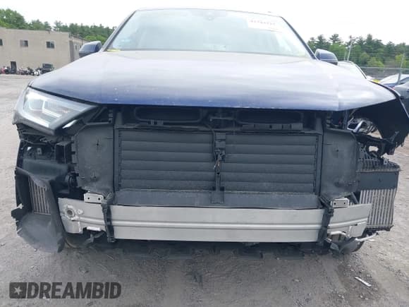 ✅ 2021 Audi Q7 Premium Plus • VIN: WA1LXAF75MD017825 • Lot: 42343727. Listed on IAAI with 102,126 mi. Free auction sales archive from the USA and detailed vehicle history report at DreamBid. Image 6.