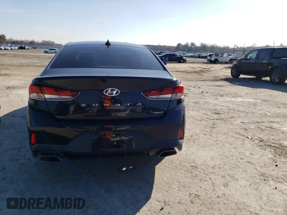 ✅ 2019 Hyundai Sonata SEL • VIN: 5NPE34AFXKH801483 • Lot: 69134222. Listed on Copart with 33,707 mi. Free auction sales archive from the USA and detailed vehicle history report at DreamBid. Image 6.
