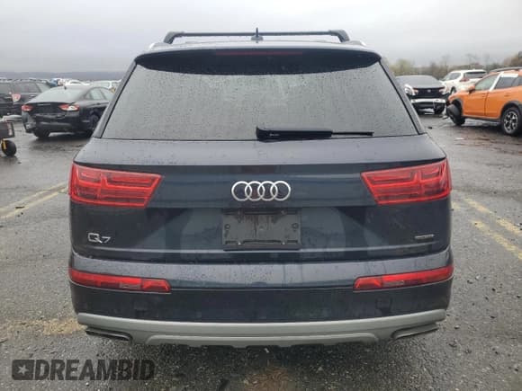 ✅ 2017 Audi Q7 Premium Plus • VIN: WA1LHAF72HD053345 • Lot: 90648845. Wystawiony na Copart z przebiegiem 83 978 mil. Bezpłatny archiwum sprzedaży aukcyjnych z USA i szczegółowy raport historii pojazdu na DreamBid. Zdjęcie 6.