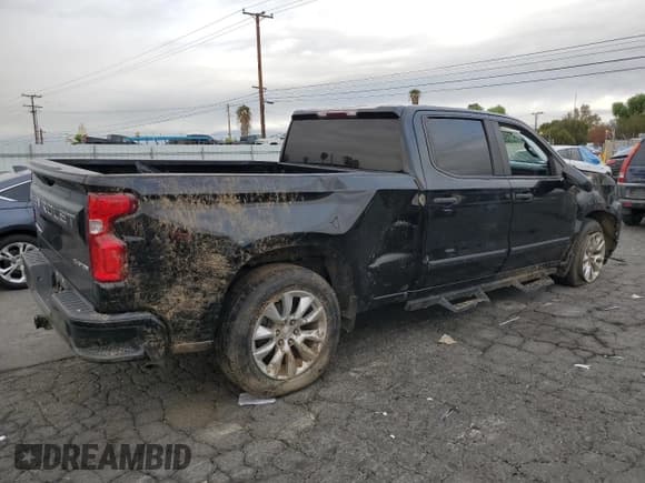 ✅ 2020 Chevrolet Silverado 1500 Custom • VIN: 3GCPWBEK3LG203919 • Lot: 82599004. Wystawiony na Copart z przebiegiem 67 250 mil. Bezpłatny archiwum sprzedaży aukcyjnych z USA i szczegółowy raport historii pojazdu na DreamBid. Zdjęcie 3.