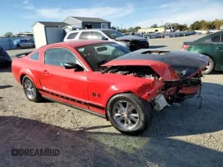 ✅ 2006 Ford Mustang Standard • VIN: 1ZVHT80N065176172 • Lot: 90965375. Wystawiony na Copart z przebiegiem Nie podano. Bezpłatny archiwum sprzedaży aukcyjnych z USA i szczegółowy raport historii pojazdu na DreamBid. Zdjęcie 4.