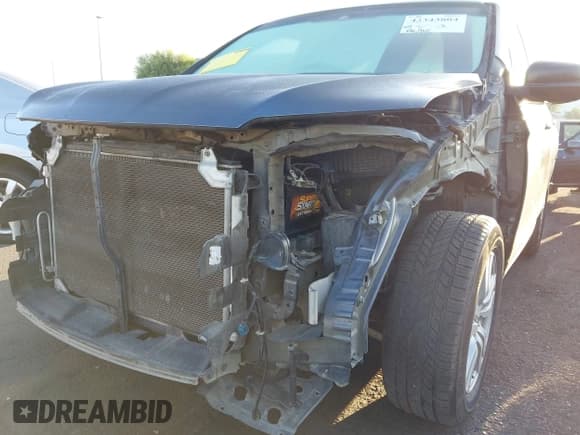 ✅ 2018 Honda Pilot LX • VIN: 5FNYF5H17JB033169 • Lot: 43343804. Listed on IAAI with 198,965 mi. Free auction sales archive from the USA and detailed vehicle history report at DreamBid. Image 6.