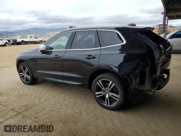 ✅ 2019 Volvo XC60 R-Design • VIN: LYV102DM1KB332001 • Lot: 47589135. Listed on Copart with 71,817 mi. Free auction sales archive from the USA and detailed vehicle history report at DreamBid. Image 2.