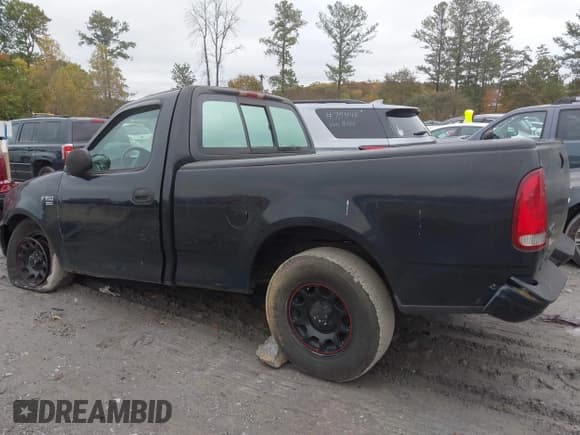 ✅ 1998 Ford F-150 • VIN: 1FTYF1767WNC12939 • Лот: 43528583. Опубликован ранее на IAAI с пробегом 276 123 миль. Бесплатный доступ к архиву аукционных продаж из США и подробный отчёт об истории автомобиля на DreamBid. Изображение 13.