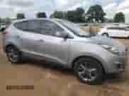 2015 Hyundai Tucson GLS z VIN KM8JT3AF7FU074898, wystawiony jako Copart lot #72321644 z przebiegiem 177 381 mil mil oraz Szkoda całkowita • Salvage title. Historia ofert i sprzedaży dostępna na DreamBid. Obrazek 4.