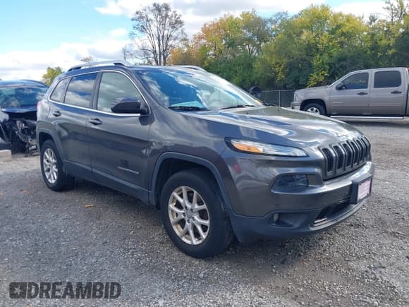 ✅ 2014 Jeep Cherokee Latitude • VIN: 1C4PJMCB5EW151324 • Lot: 43514748. Wystawiony na IAAI z przebiegiem 108 169 mil. Bezpłatny archiwum sprzedaży aukcyjnych z USA i szczegółowy raport historii pojazdu na DreamBid. Zdjęcie 1.