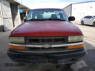 2002 Chevrolet S-10 LS с VIN 1GCCS145228122818, выставлен на аукционе Copart как лот 81168184 с пробегом 236 171 миль миль и Списание • Salvage title. История ставок и продаж доступна на DreamBid. Изображение 5.