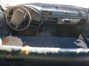 ✅ 1994 Ford F-350 • VIN: 1FTJW35H7REA12097 • Lot: 55204415. Wystawiony na Copart z przebiegiem Nie podano. Bezpłatny archiwum sprzedaży aukcyjnych z USA i szczegółowy raport historii pojazdu na DreamBid. Zdjęcie 8.