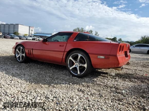 1987 Chevrolet Corvette with VIN 1G1YY2182H5117680, listed as a Copart auction lot 86649134 with Not provided miles and Clean title. Bid and sale history available at DreamBid. Image 2.