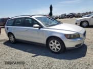 ✅ 2006 Volvo V50 2.4L • VIN: YV1MW390362171787 • Lot: 62312785. Wystawiony na Copart z przebiegiem 201 549 mil. Bezpłatny archiwum sprzedaży aukcyjnych z USA i szczegółowy raport historii pojazdu na DreamBid. Zdjęcie 4.