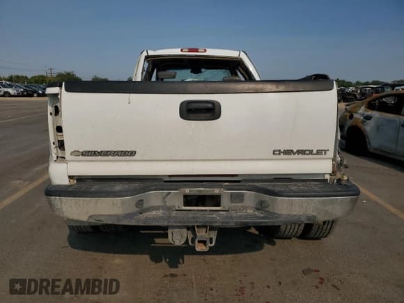 ✅ 2005 Chevrolet Silverado 3500 DRW LS • VIN: 1GCJK33255F903990 • Lot: 70550585. Listed on Copart with 177,060 mi. Free auction sales archive from the USA and detailed vehicle history report at DreamBid. Image 6.