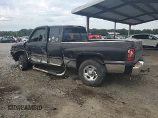 ✅ 1997 Dodge 1500 • VIN: 3B7HF13Z3VG719831 • Лот: 70197324. Опубликован ранее на Copart с пробегом 338 146 миль. Бесплатный доступ к архиву аукционных продаж из США и подробный отчёт об истории автомобиля на DreamBid. Изображение 2.