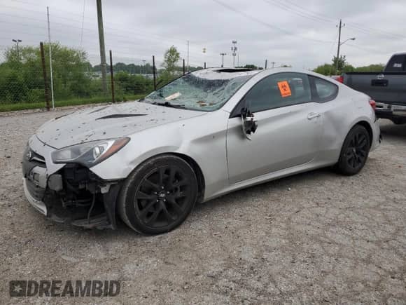2013 Hyundai Genesis Coupe R-Spec с VIN KMHHU6KJ8DU106724, выставлен на аукционе Copart как лот 83003024 с пробегом Не указан миль и На запчасти • Non repairable. История ставок и продаж доступна на DreamBid. Изображение 1.