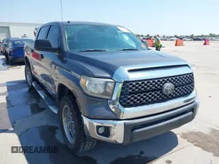 ✅ 2018 Toyota Tundra SR5 • VIN: 5TFDY5F17JX699708 • Лот: 43204988. Опубликован ранее на IAAI с пробегом 89 651 миль. Бесплатный доступ к архиву аукционных продаж из США и подробный отчёт об истории автомобиля на DreamBid. Изображение 1.