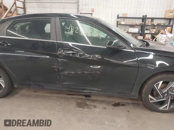 ✅ 2024 Hyundai Elantra Limited • VIN: KMHLN4DJ7RU114121 • Лот: 43253574. Опубликован ранее на IAAI с пробегом 35 101 миль. Бесплатный доступ к архиву аукционных продаж из США и подробный отчёт об истории автомобиля на DreamBid. Изображение 6.