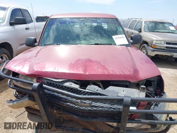 ✅ 2004 Chevrolet Silverado 1500 LS • VIN: 2GCEC19T041193650 • Lot: 42926558. Listed on IAAI with 196,719 mi. Free auction sales archive from the USA and detailed vehicle history report at DreamBid. Image 12.