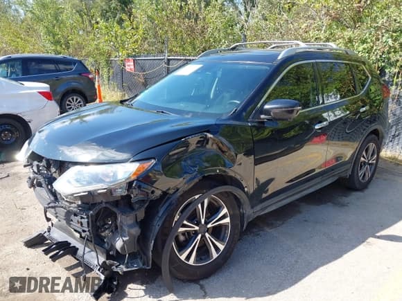 ✅ 2019 Nissan Rogue S • VIN: JN8AT2MT6KW258295 • Lot: 43280710. Listed on IAAI with 80,226 mi. Free auction sales archive from the USA and detailed vehicle history report at DreamBid. Image 20.