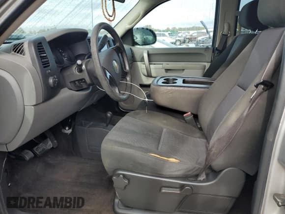 ✅ 2010 Chevrolet Silverado 1500 Work Truck • VIN: 3GCRKPE3XAG300199 • Lot: 90086615. Listed on Copart with 180,213 mi. Free auction sales archive from the USA and detailed vehicle history report at DreamBid. Image 7.