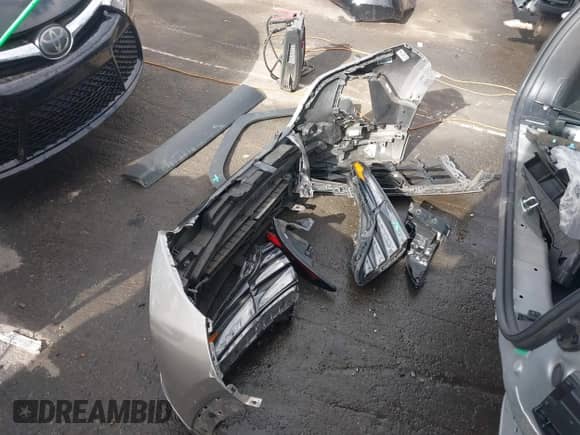 2022 Hyundai Tucson SEL with VIN 5NMJB3AE1NH041500, listed as a IAAI auction lot 43431121 with 37,395 mi miles and . Bid and sale history available at DreamBid. Image 12.