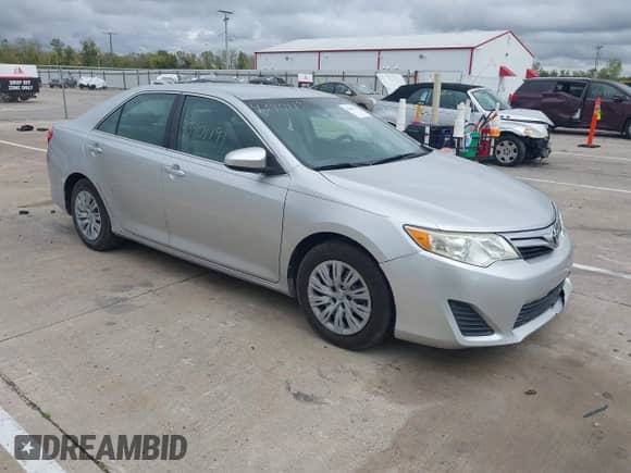 2012 Toyota Camry LE с VIN 4T1BF1FK0CU012051, выставлен на аукционе IAAI как лот 43401191 с пробегом 200 698 миль миль и . История ставок и продаж доступна на DreamBid. Изображение 1.
