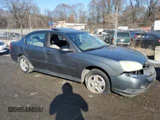 2004 Chevrolet Malibu LS z VIN 1G1ZT54864F153649, wystawiony jako Copart lot #83007004 z przebiegiem Nie podano mil oraz Szkoda całkowita • Salvage title. Historia ofert i sprzedaży dostępna na DreamBid. Obrazek 4.
