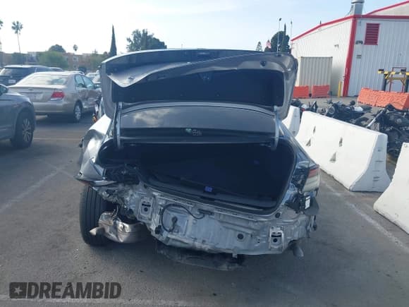 ✅ 2023 Honda Accord EX • VIN: 1HGCY1F38PA005241 • Лот: 43633824. Опубликован ранее на IAAI с пробегом 38 500 миль. Бесплатный доступ к архиву аукционных продаж из США и подробный отчёт об истории автомобиля на DreamBid. Изображение 16.