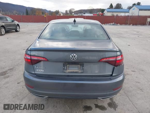 ✅ 2020 Volkswagen Jetta S • VIN: 3VWCB7BU5LM003183 • Lot: 43656721. Listed on IAAI with 60,613 mi. Free auction sales archive from the USA and detailed vehicle history report at DreamBid. Image 16.