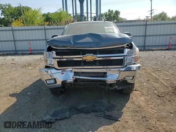 ✅ 2012 Chevrolet Silverado 2500HD LT • VIN: 1GC2KXCG7CZ119717 • Лот: 71501125. Опубликован ранее на Copart с пробегом 240 174 миль. Бесплатный доступ к архиву аукционных продаж из США и подробный отчёт об истории автомобиля на DreamBid. Изображение 13.
