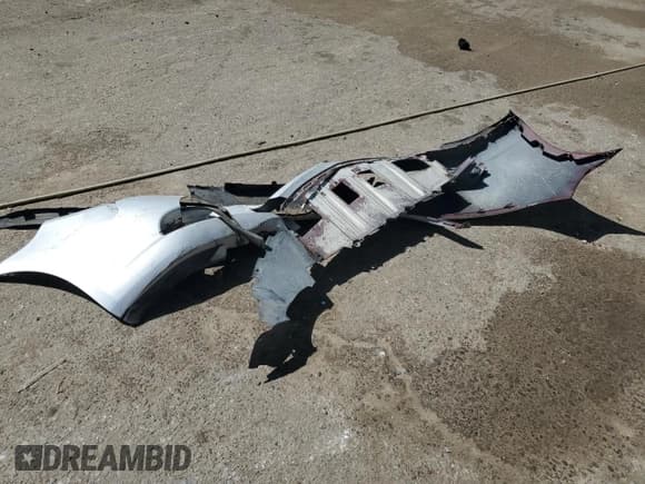 ✅ 2013 Buick LaCrosse Leather • VIN: 1G4GC5E30DF178804 • Лот: 56604325. Опубликован ранее на Copart с пробегом 177 001 миль. Бесплатный доступ к архиву аукционных продаж из США и подробный отчёт об истории автомобиля на DreamBid. Изображение 12.