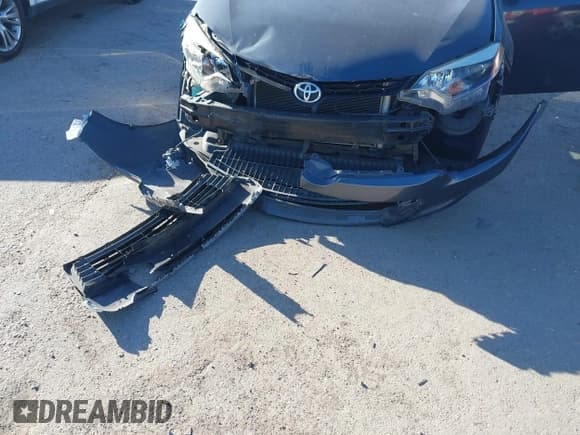 ✅ 2014 Toyota Corolla S Plus • VIN: 5YFBURHE5EP038130 • Лот: 43492772. Опубликован ранее на IAAI с пробегом 122 414 миль. Бесплатный доступ к архиву аукционных продаж из США и подробный отчёт об истории автомобиля на DreamBid. Изображение 12.