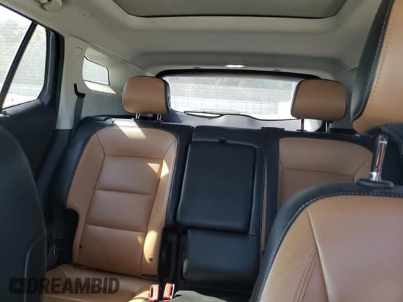 ✅ 2018 GMC Terrain SLT Diesel • VIN: 3GKALREU6JL282701 • Lot: 75844504. Wystawiony na Copart z przebiegiem 124 430 mil. Bezpłatny archiwum sprzedaży aukcyjnych z USA i szczegółowy raport historii pojazdu na DreamBid. Zdjęcie 10.