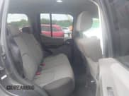 ✅ 2005 Nissan Xterra S • VIN: 5N1AN08W15C648754 • Lot: 42909152. Wystawiony na IAAI z przebiegiem 198 784 mil. Bezpłatny archiwum sprzedaży aukcyjnych z USA i szczegółowy raport historii pojazdu na DreamBid. Zdjęcie 8.