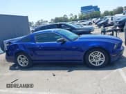 ✅ 2014 Ford Mustang V6 • VIN: 1ZVBP8AM2E5275266 • Lot: 42520260. Listed on IAAI with 117,589 mi. Free auction sales archive from the USA and detailed vehicle history report at DreamBid. Image 13.