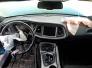 ✅ 2016 Dodge Challenger R/T • VIN: 2C3CDZBT0GH119559 • Lot: 73340782. Wystawiony na Copart z przebiegiem Nie podano. Bezpłatny archiwum sprzedaży aukcyjnych z USA i szczegółowy raport historii pojazdu na DreamBid. Zdjęcie 8.